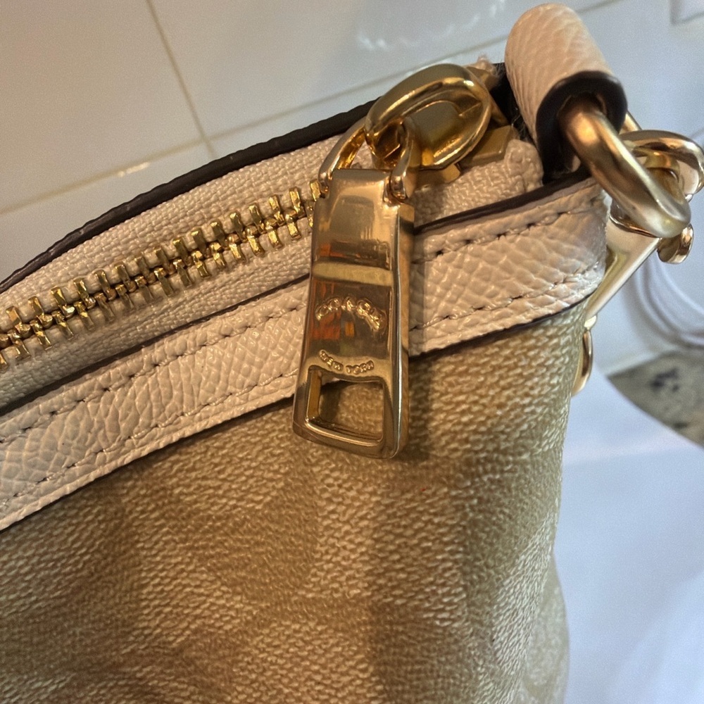Coach F34614 Signature Canvas Tote Cream Leather Shoulder Bag - Picture 5 of 9